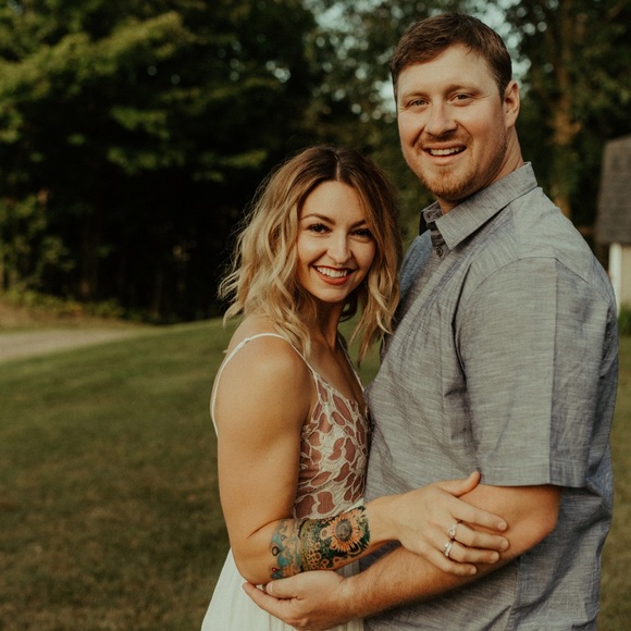 Meet your seller/buyer ๐ - Picture 3 of 6